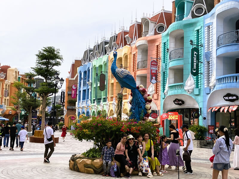 VIETNAM CHOCOLAND ３号店が人気観光地ニャチャンにオープン