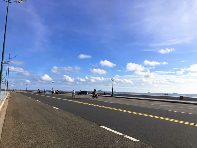 海の街ブンタウからシンチャオ♪海岸線をバイクで走るのが最高の楽しみ